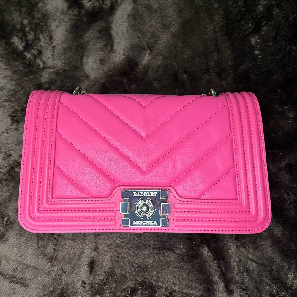 MAKE AN OFFER. Badgley Mischka Fuchsia Quilted Crossbody Bag
